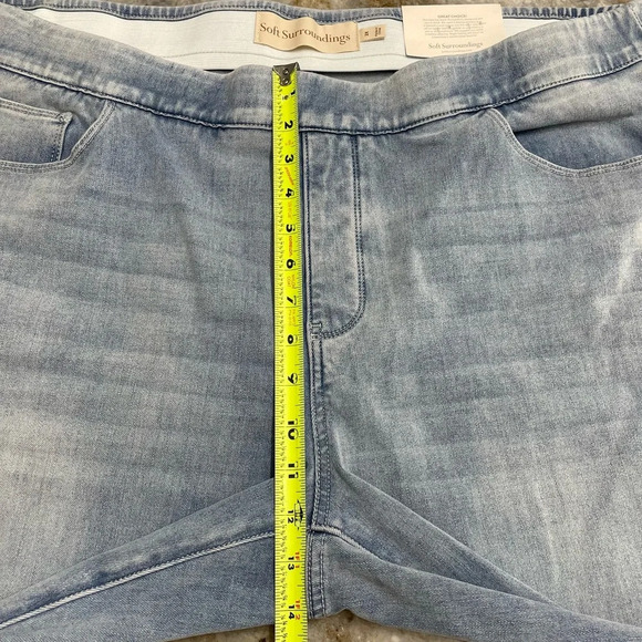 Soft Surroundings The Ultimate Denim Pull-On Crop Jeans in everwash straight leg - Picture 6 of 15